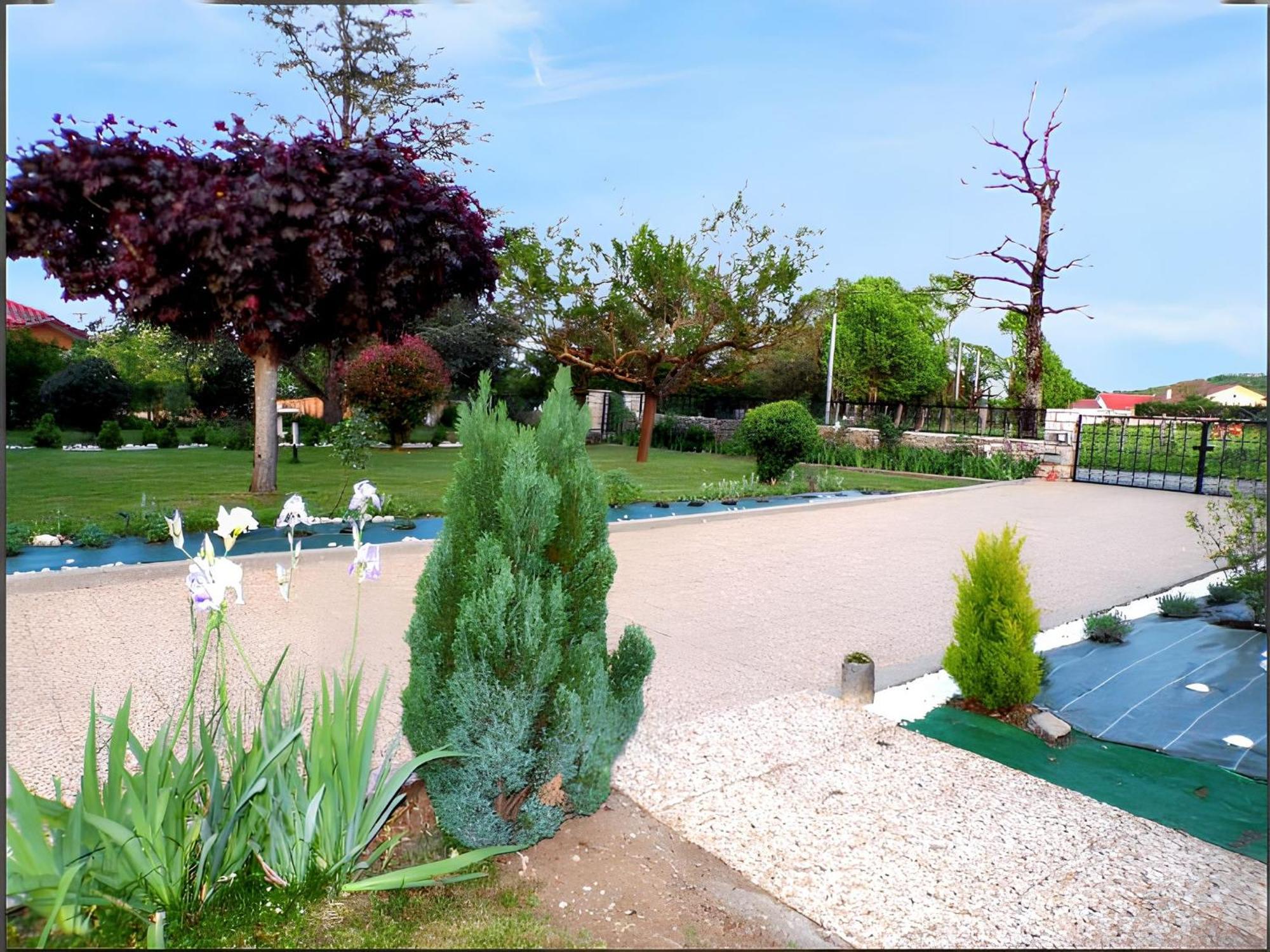 Appartement Charmant A Toulonjac Avec Jardin Et Terrasse 110 M² Ngoại thất bức ảnh